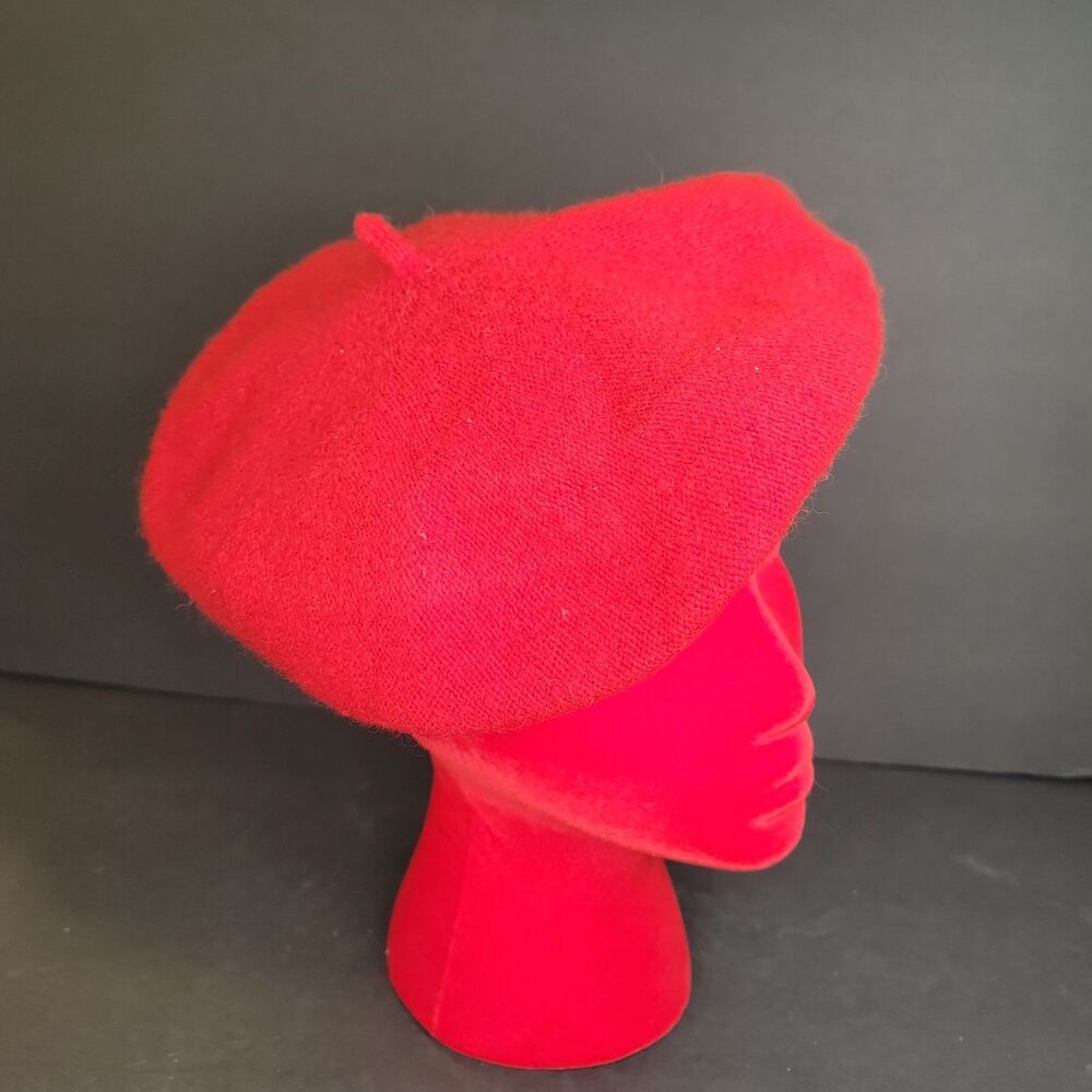 Classic Solid Bright Red Beret Hat French Painter Cap One Size